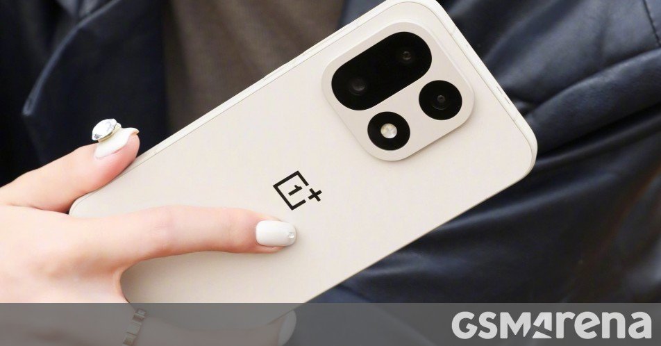 OnePlus 15 and Realme GT 8 Pro camera details also leak